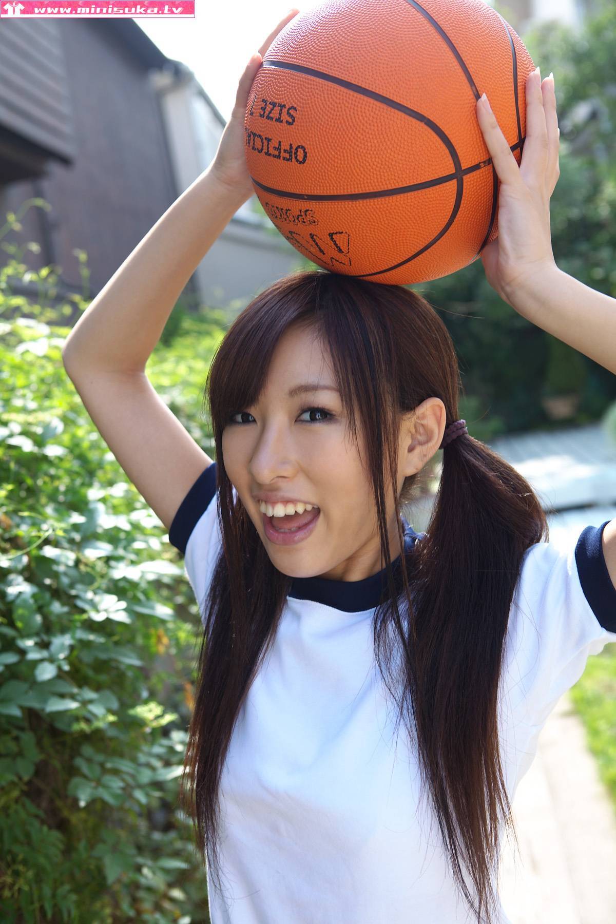 榎本彩花 2011.05　[Minisuka.tv] 现役女子高生 Ayaka Enomoto 1